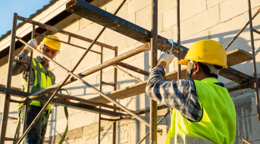 Professional fairlawn roofing services in Gillespie, IL